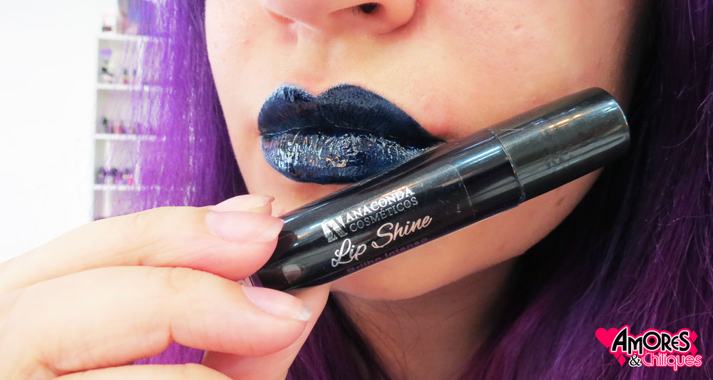 rave blue lip shine coleção-batom-brilho-intenso-anaconda-resenha-amores-e-chiliques-blog-socorro-sp